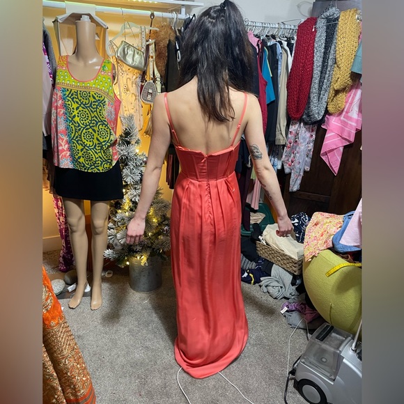 Sz 0 BCBG MAXAZRIA
Strapless Fitted Bustier Slit Dress - Picture 9 of 14